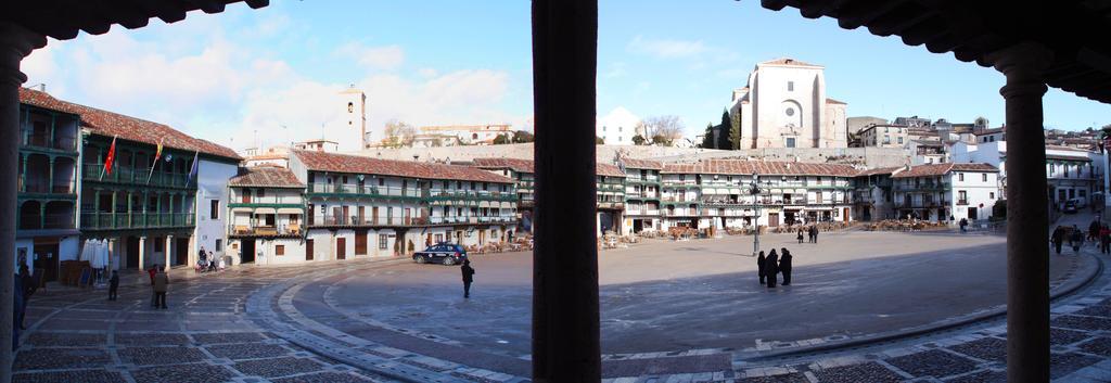 Apartamentos La Columna Chinchón Dış mekan fotoğraf